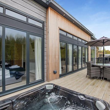 Woodhall Country Park Lodges Woodhall Spa Buitenkant foto